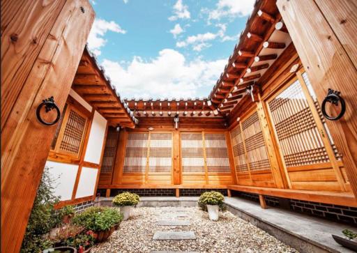Jeongga Hanok - Housity