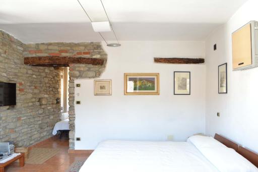 Appartamento Isabella nel centro di Monastero Bormida - Housity