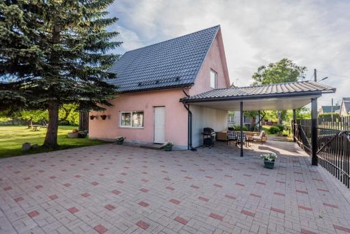 Lubja Holiday House - Housity