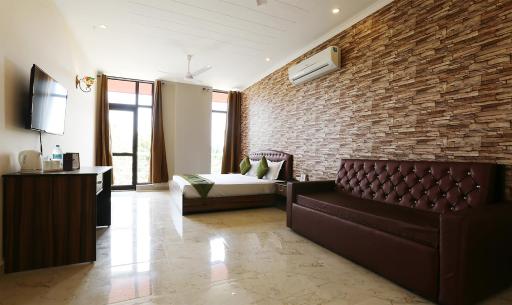 Treebo Trend Blessing Bells - Housity