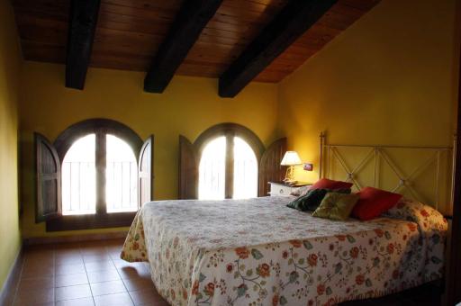 Apartamentos El Canonigo de Teruel - Housity