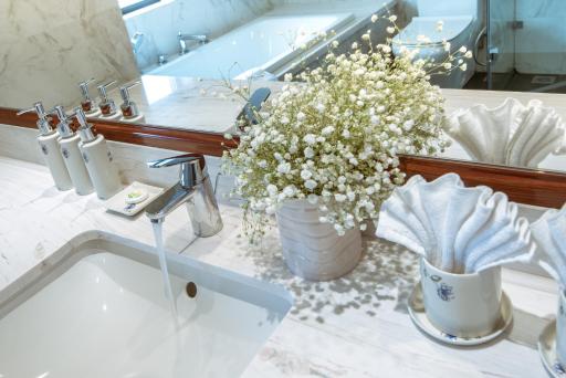 Dream Hotel and Apartment - Housity