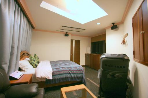 Aura Ono (Adult Only) - Housity