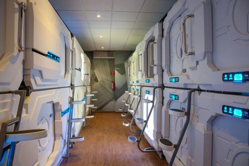 Izzzleep Aeropuerto Terminal 1 - Housity