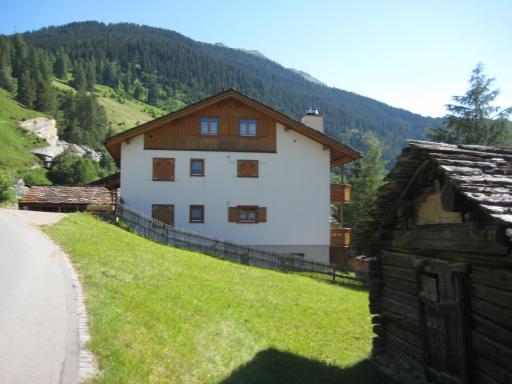 Dachwohnung Unterem Hoereli - Housity