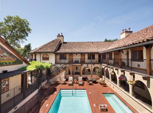 Rancho Caymus Inn - Housity
