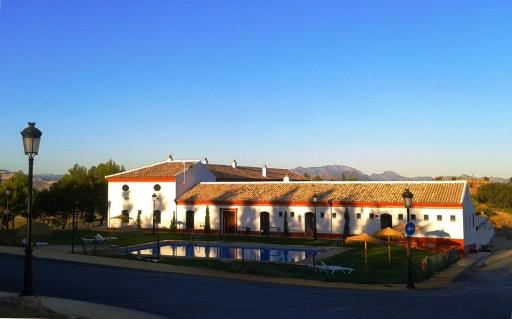 Complejo Pueblo Blanco - Housity