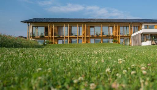 Hotel Die Alm - Housity