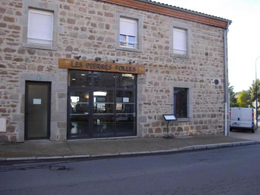 Les Pierres Folles - Housity