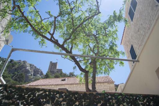 House Nataniel in Omiš near sea - Housity