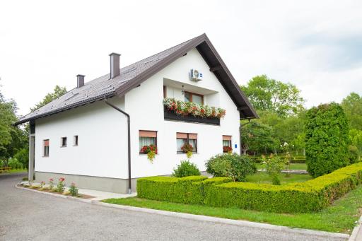 Apartment Lena - Housity