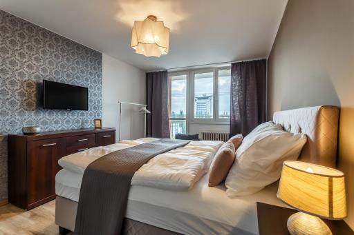 Golden s - Housity
