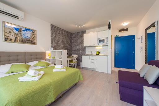 Ink Apartment - Housity