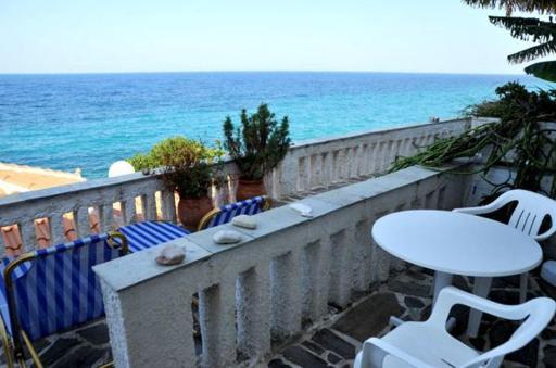 Alkioni Studios - Housity