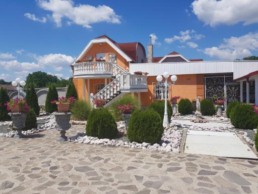 Villa Apartment - Housity