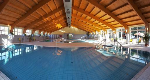 Hotel Hajnal - Housity