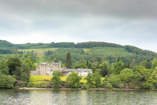 Benoch Lomond Castle - Housity
