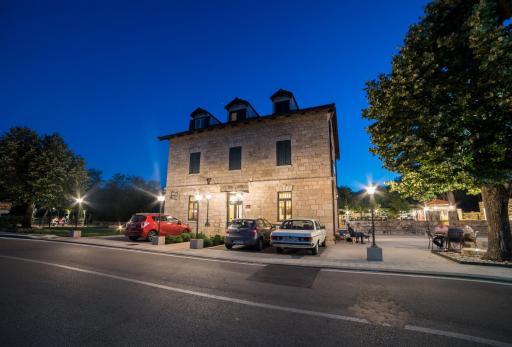 Hotel Stanica Ravno - Housity