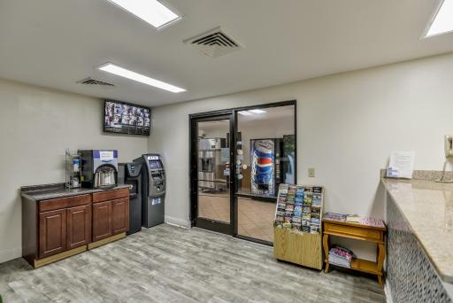 Wake Inn - Housity