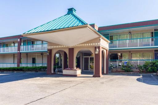Motel 6-Groton, CT - Casinos nearby - Housity