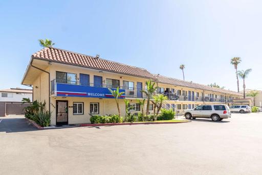 Motel 6 Riverside, CA - UCR East - Housity