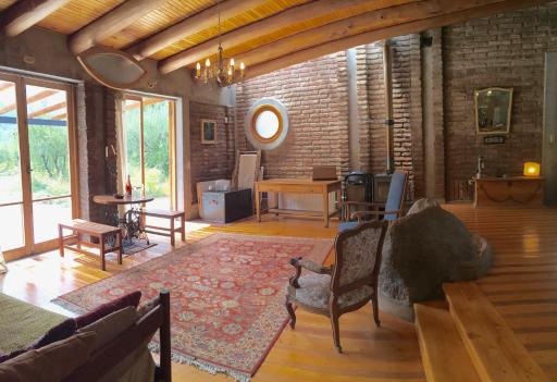 Superb House Andes - Housity