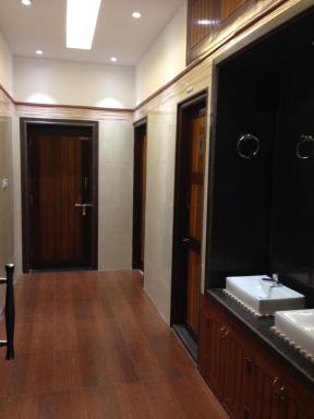 Hotel Suriyapriya - Housity