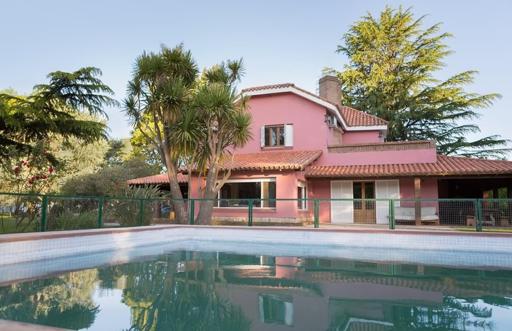 Casa de Campo y Hostería La Masía - Housity