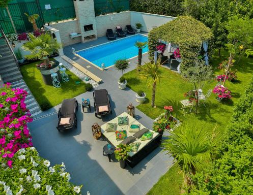 ***Green Dream***- villa in Split - Housity