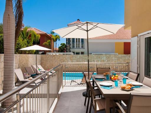 Curie with Pool by VillaGranCanaria - Housity