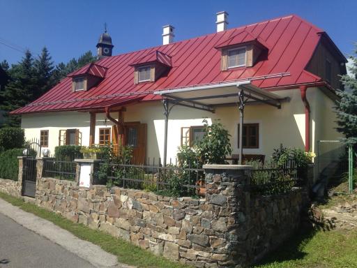 Banícky dom Pod Zvonicou - Housity