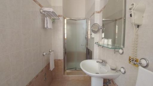 Il Canale Hotel - Housity
