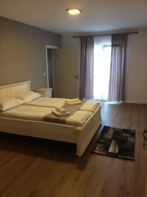 Provincial - Housity