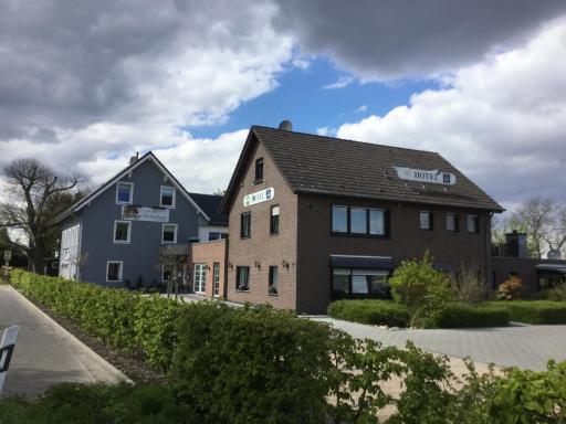 Hotel Zum Alten Schlagbaum - Housity