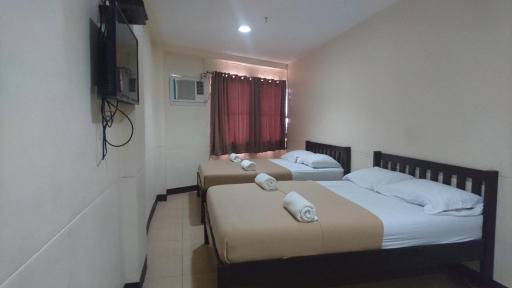 Calamba Pension Plaza - Housity