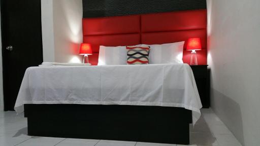 Luxury Suite A - Housity