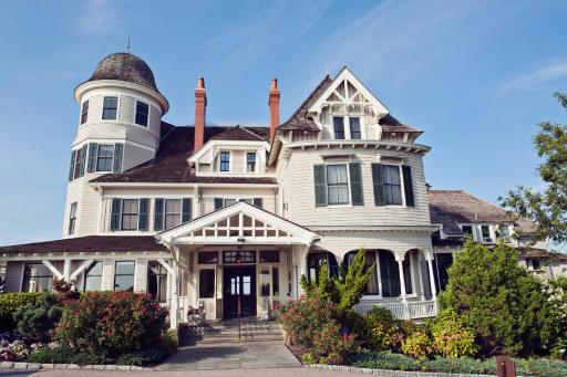 Castle Hill Inn - Housity