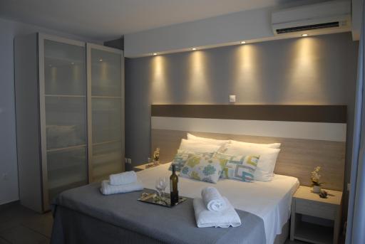Lion Apartment Port - Housity