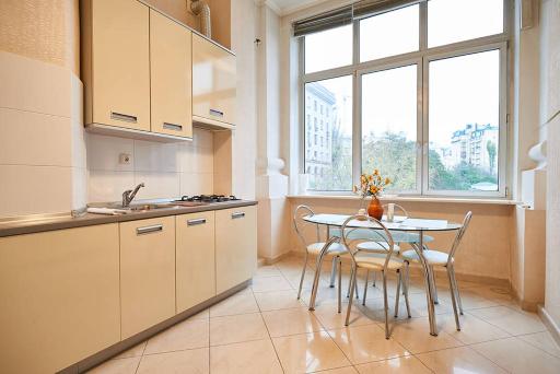 Home Hotel Apartments on Khreshchatyk Area - Housity