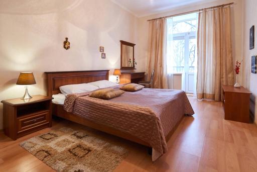 Home Hotel Apartments on Khreshchatyk Area - Housity
