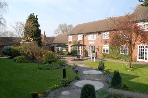 Brook Marston Farm Hotel - Housity