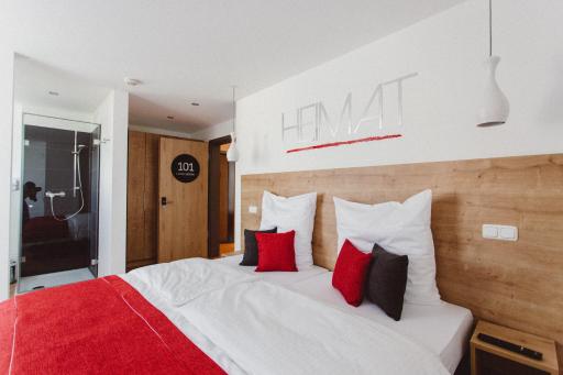 HEIMAT | Hotel & Boarding House - Housity