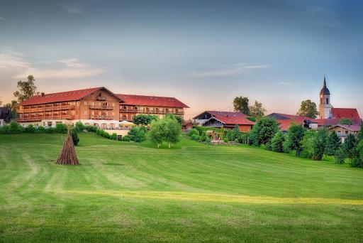 Hotel und Landgasthof Altwirt - Housity