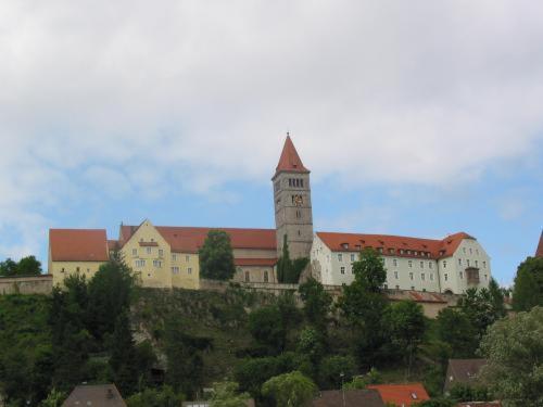 Gasthof Schwarzer Bär - Housity