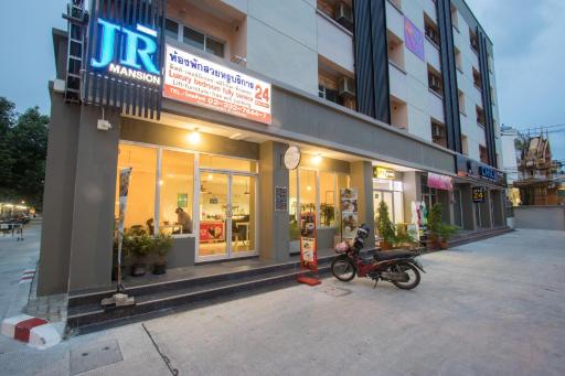 Jr Mansion On Nut Soi 25 - Housity