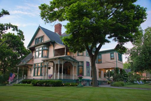 The Oliver Inn - Housity