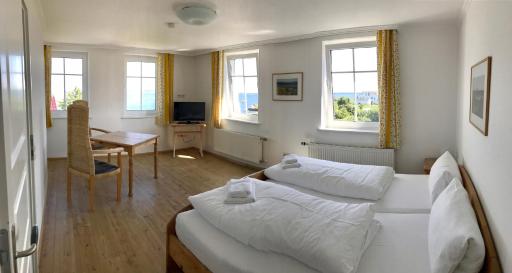 Pension "Strandhotel" - Housity