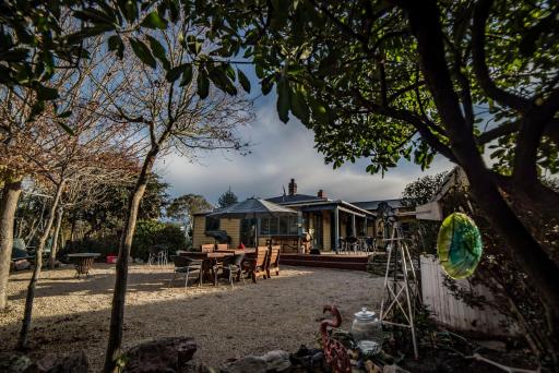 Barbs Place - Housity