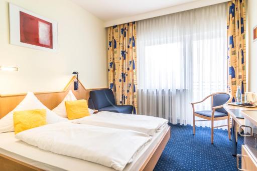 Hotel Garni Oberrhein - Housity