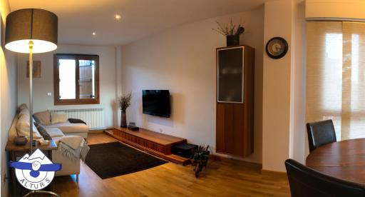 Altur 5 Jaca - Housity
